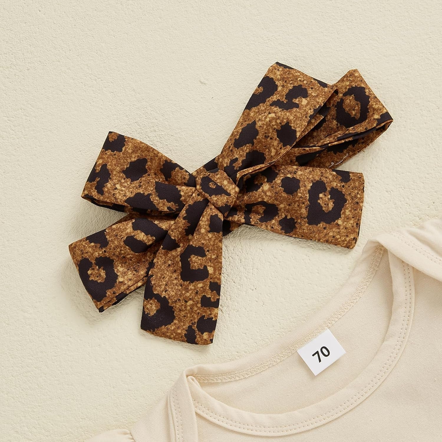 Aunties Bestie Baby Girl Clothes Aunt Saying Letter Embroidery Ruffle Romper Leopard Pant Headband 3Pcs Summer Outfit