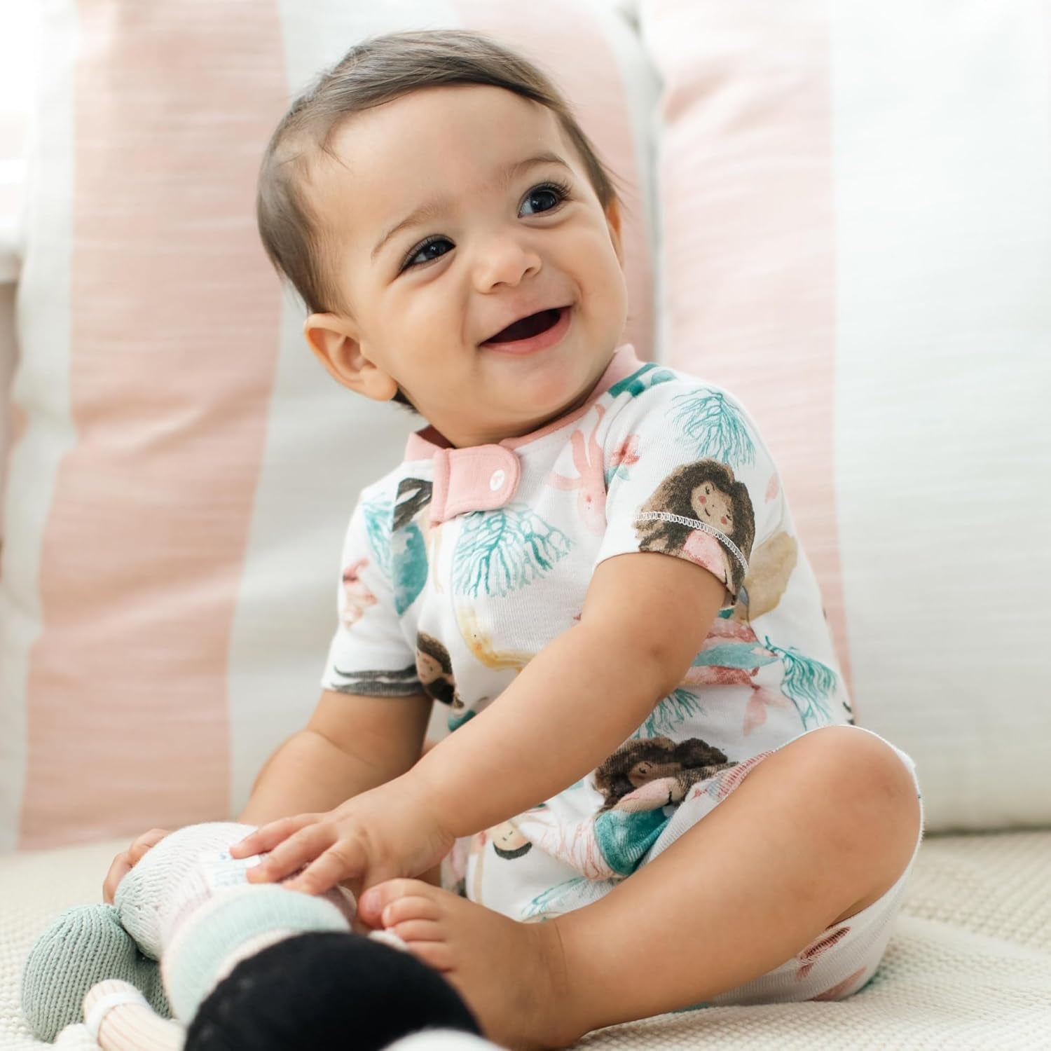 Unisex Baby Short Sleeve Pajamas, One-Piece Sleeper Romper Pjs, Snug Fit for Infants 3 to 24 Months